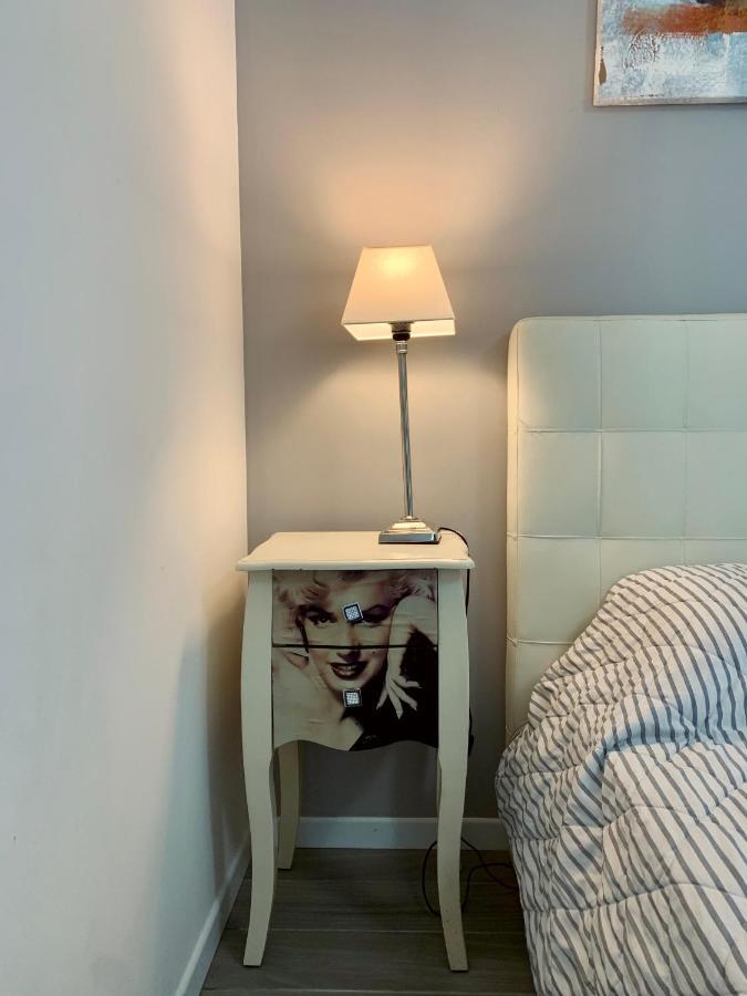 Marilyn Arpa Apartment Sirmione Dış mekan fotoğraf